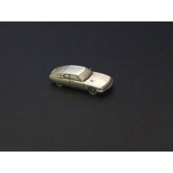 Miniature Citroën SM, en étain 1/112e