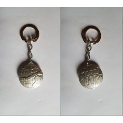 porte-clés globe terrestre...