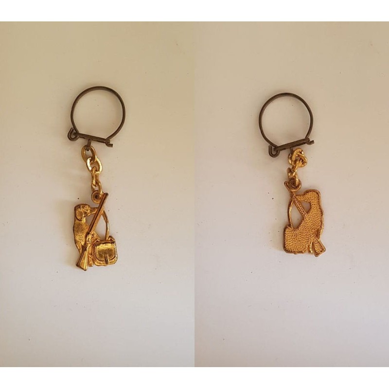 porte-clés médaillon chien de chasse, fusil besace (pc)