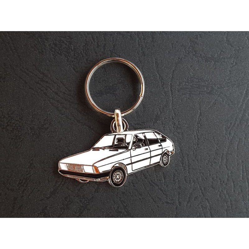 Porte-clés profil Simca Talbot 1307 1308 1309 1510, Chrysler 150 (blanc)